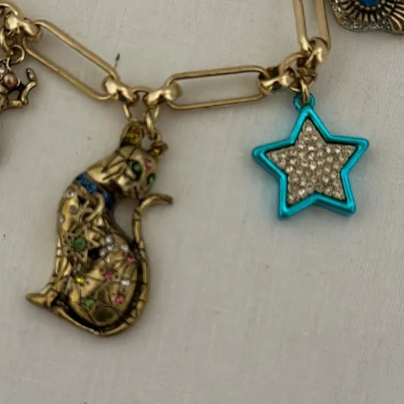 NWT Betsey Johnson Mystical Charm Bracelet - Picture 4 of 7